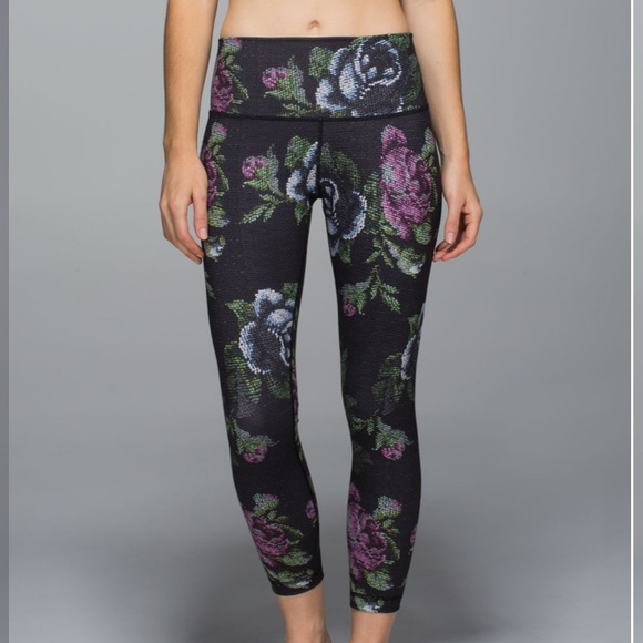 Lululemon High Times Garden Party 7/8 Pant Luon 2 - Picture 2 of 10